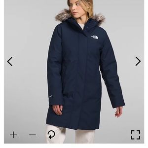 NWT The North Face Parka